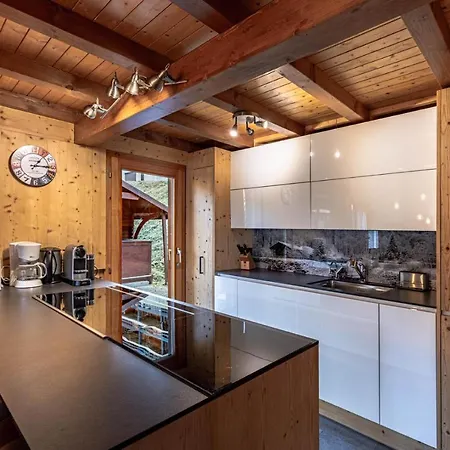 Chalet Chalet D'arbi Sauna Chalet Perfect For Families